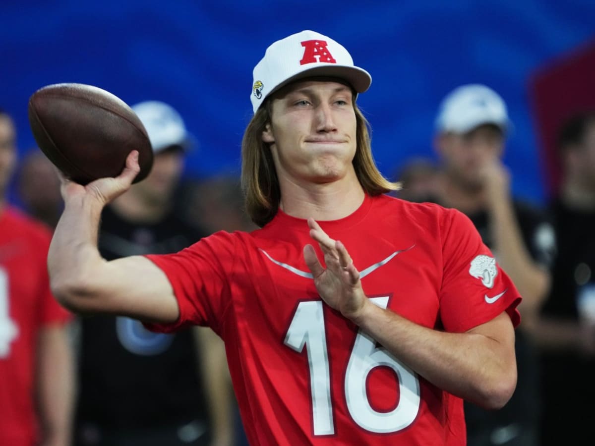 Trevor Lawrence Will Finish This Season As a Top-10 QB - The Ringer