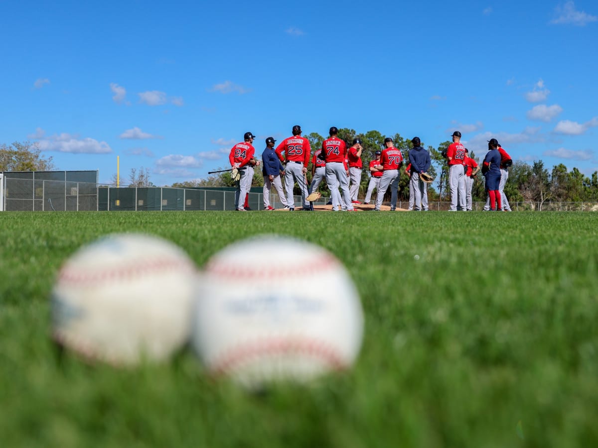 Boston Red Sox to open spring training workouts to public  Saturday-Wednesday, first exhibition game March 17 