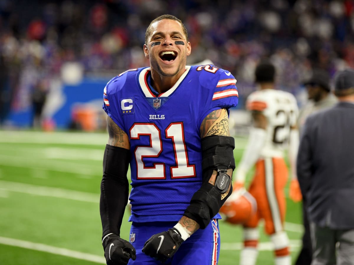 2023 free agency: Jordan Poyer sounds open to signing with Dolphins