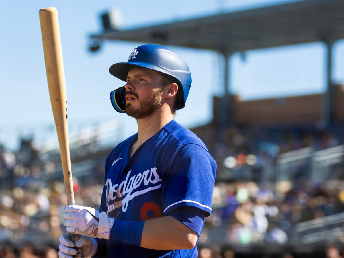 Dodgers Injuries: Gavin Lux Bothered By Some Neck Stiffness After