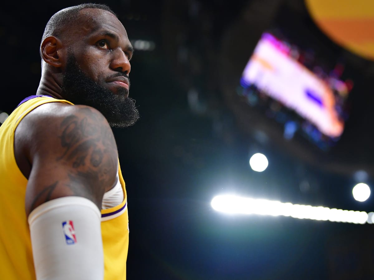 Lakers injury updates: LeBron James available to play Friday vs. Cavaliers  - DraftKings Network