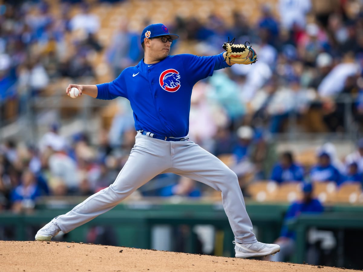 Chicago Cubs: Pitcher Javier Assad battling for roster spot