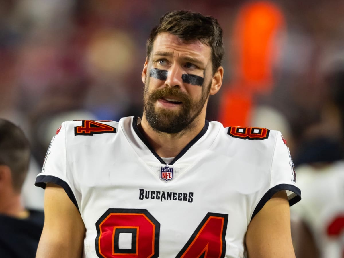 Bucs to Release Veteran Tight End Cameron Brate, per Report - Sports  Illustrated