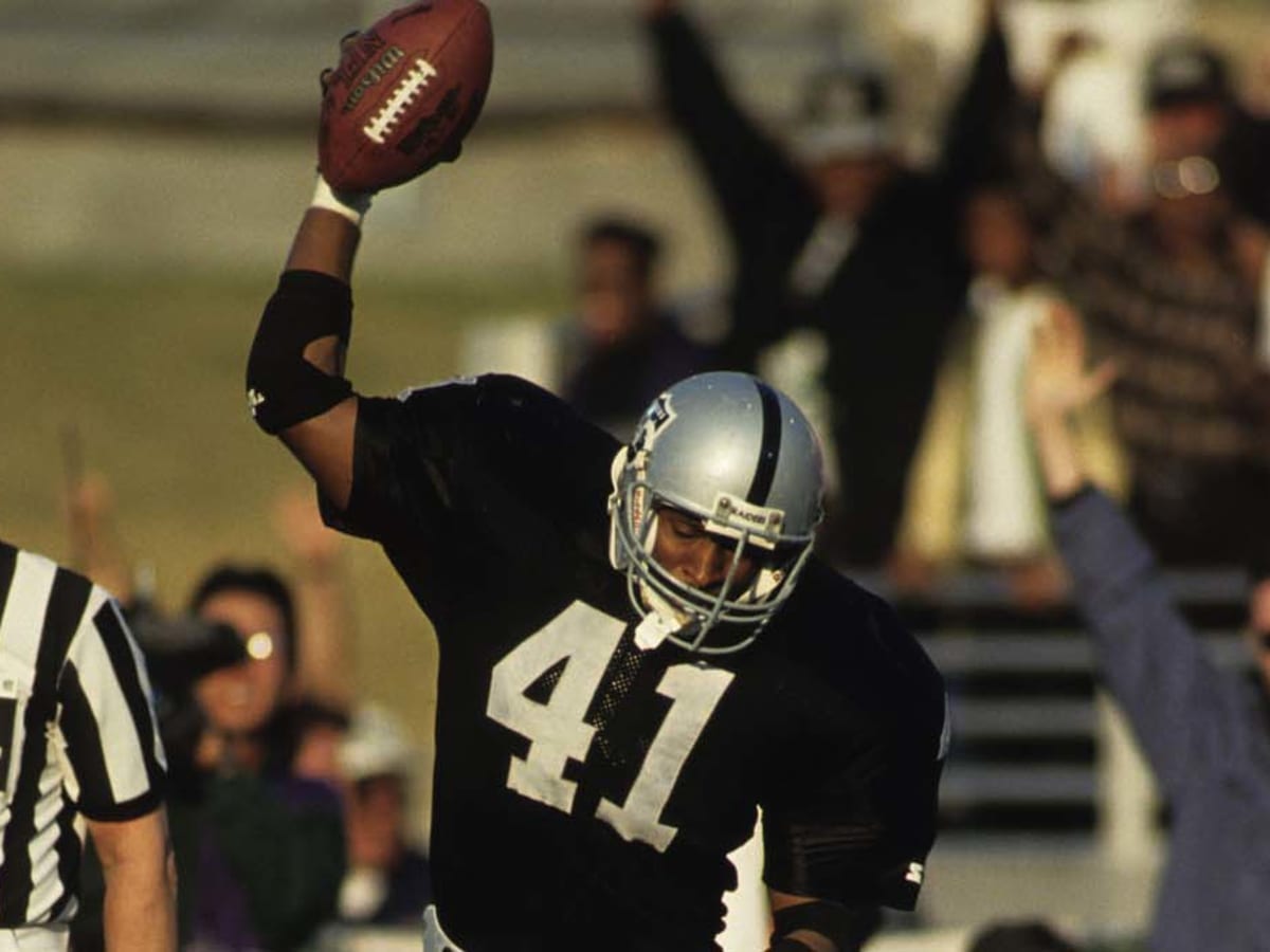 Jeff Hostetler - QB - 1993-96 Hostetler signed with the Raiders in