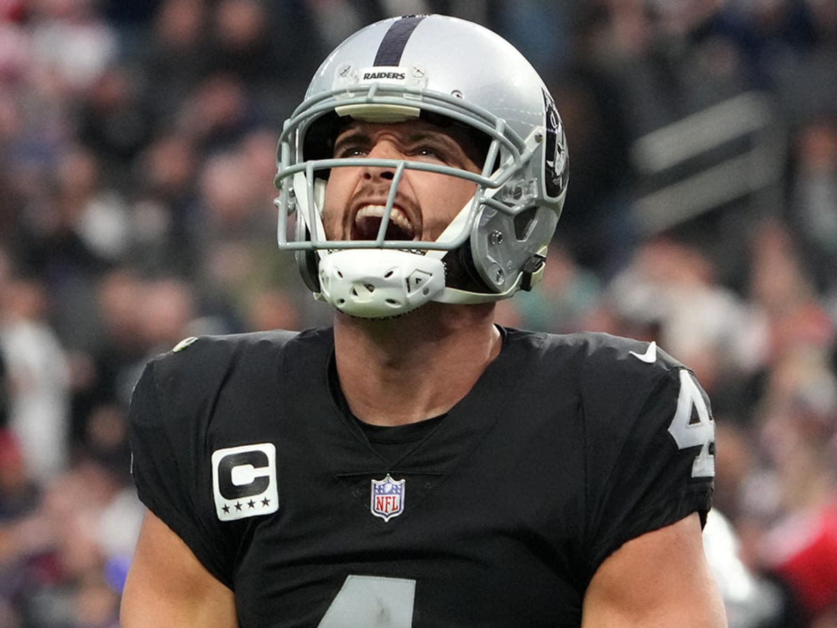 Saints, Derek Carr Agree to Four-Year Contract, per Report - Sports  Illustrated