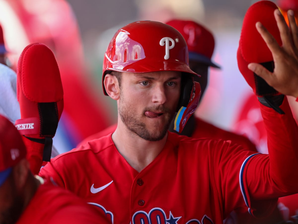 Trea Turner hits weak out as Philly fans offer ovation for struggles