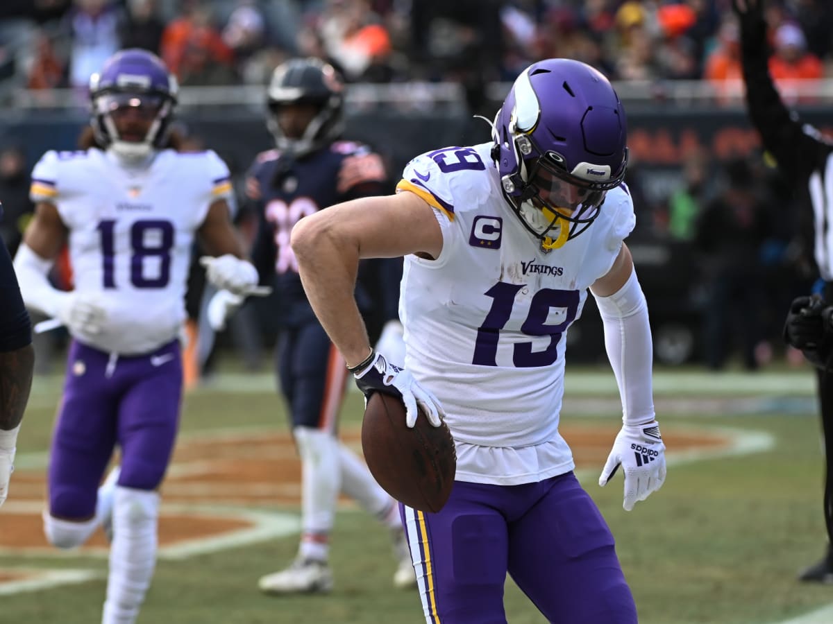 Vikings to release WR Adam Thielen after storied run - ESPN