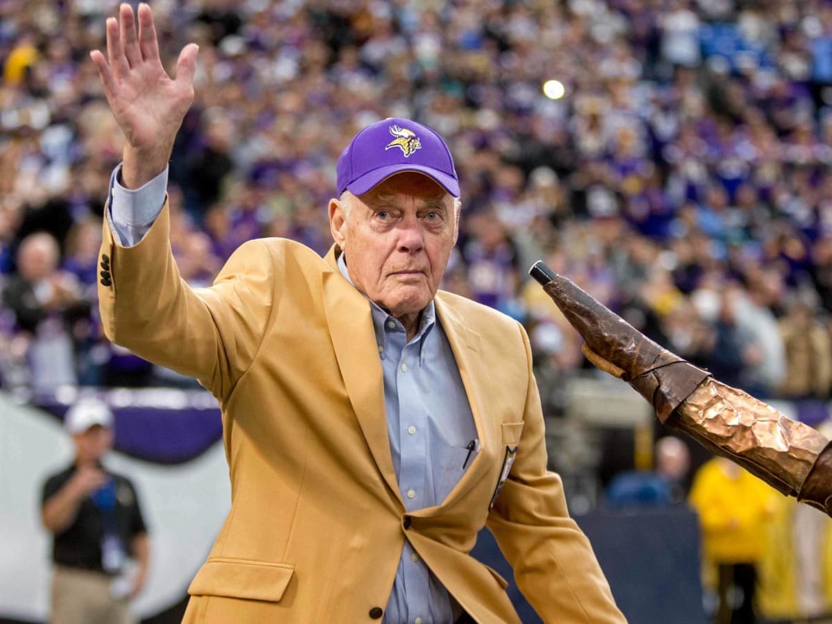 Minnesota Vikings legendary coach Bud Grant dies - Sports Illustrated  Minnesota Sports, News, Analysis, and More