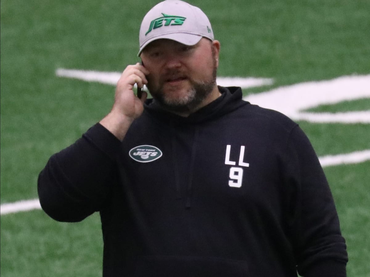 Two Free Agent Linemen for the Jets to Re-Sign Before The Frenzy Begins -  Sports Illustrated New York Jets News, Analysis and More