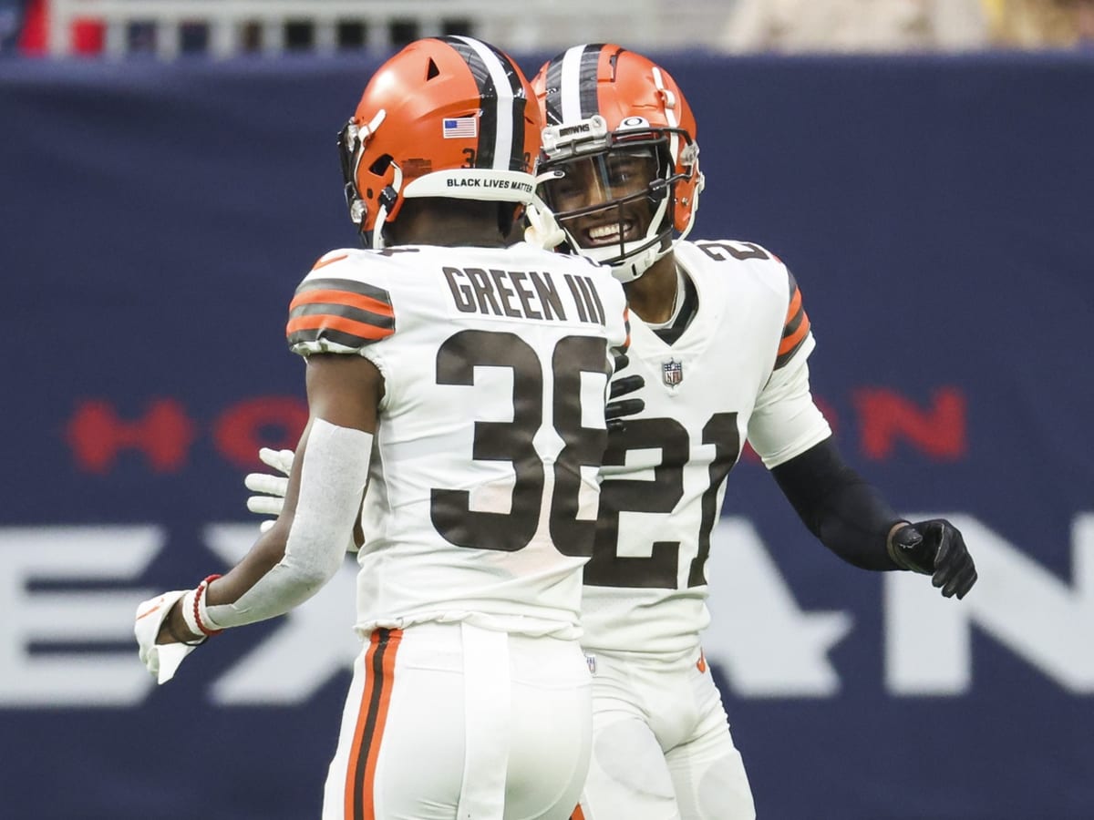 Browns CB A.J. Green signs extension