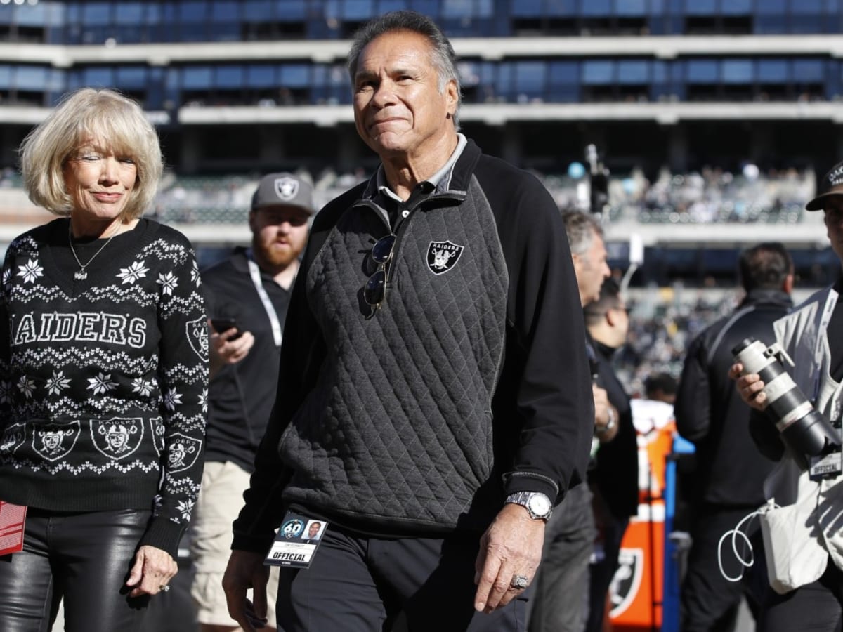 Las Vegas Raiders - Two Silver and Black legends in Canton.