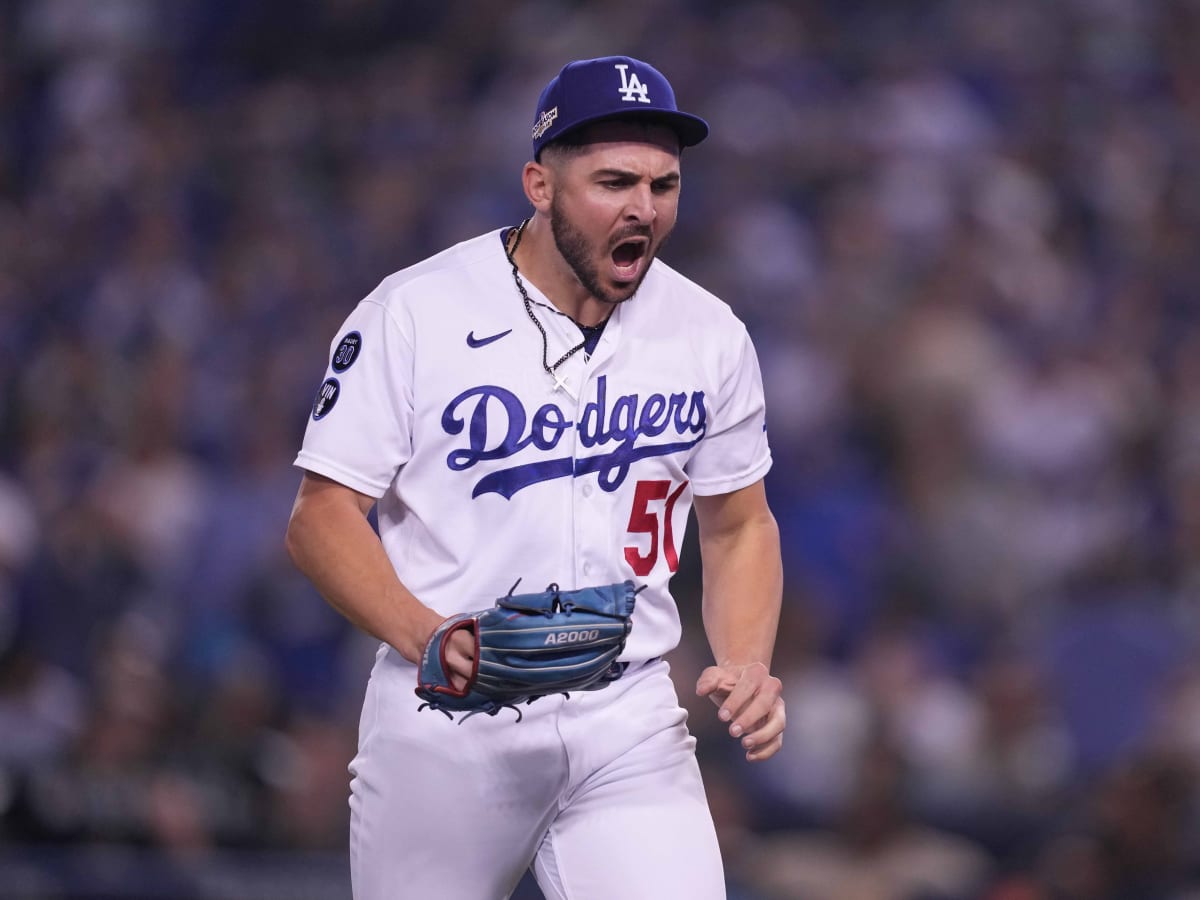 Column: Dodgers getting bullpen lift from Alpine's Alex Vesia