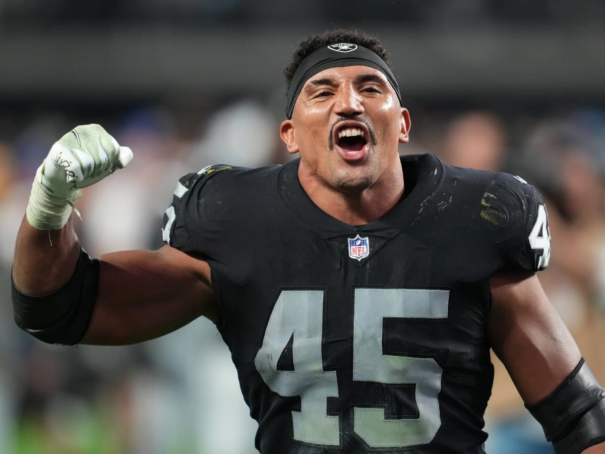 Las Vegas Raiders fullback Jakob Johnson (45) leaves the field against the  Indianapolis Colts during the