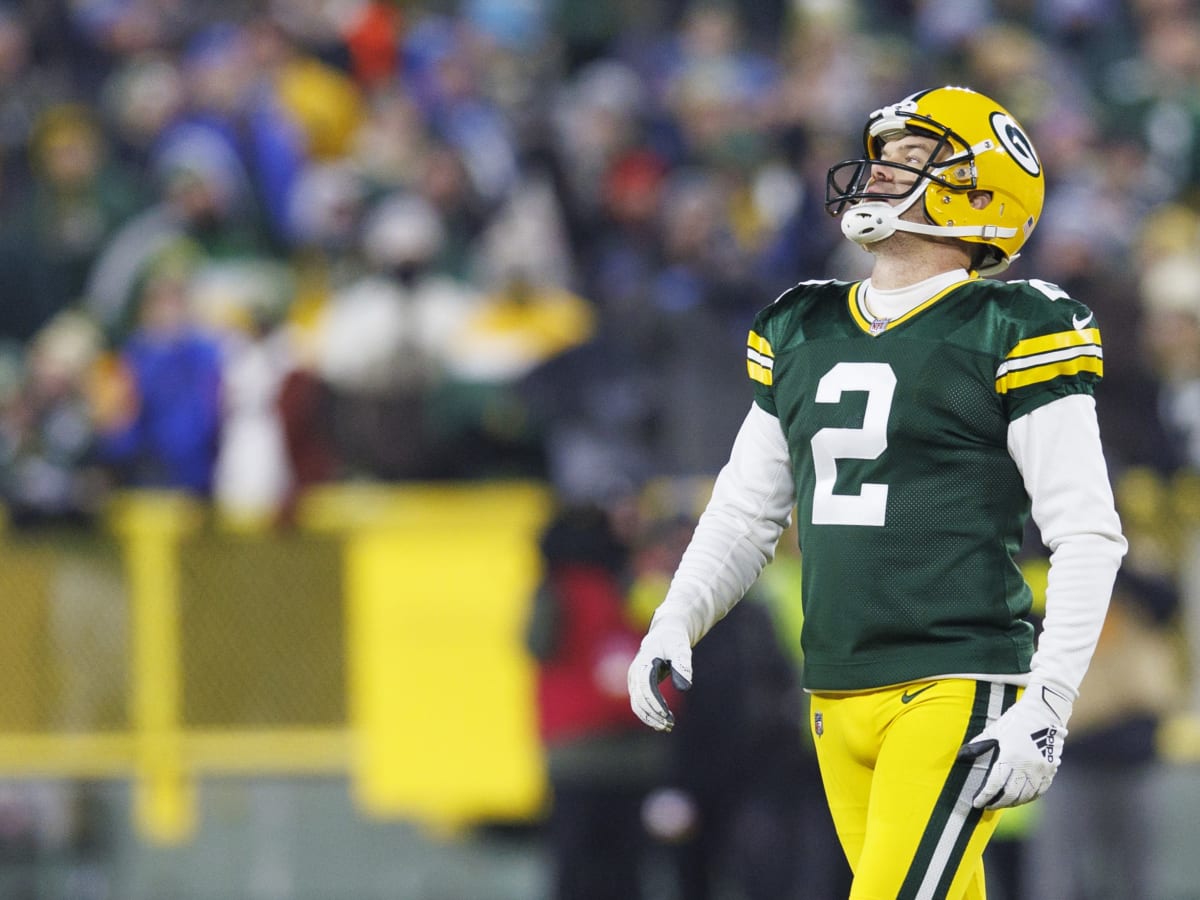 Packers legend, free agent Mason Crosby has must-see kick from a boat