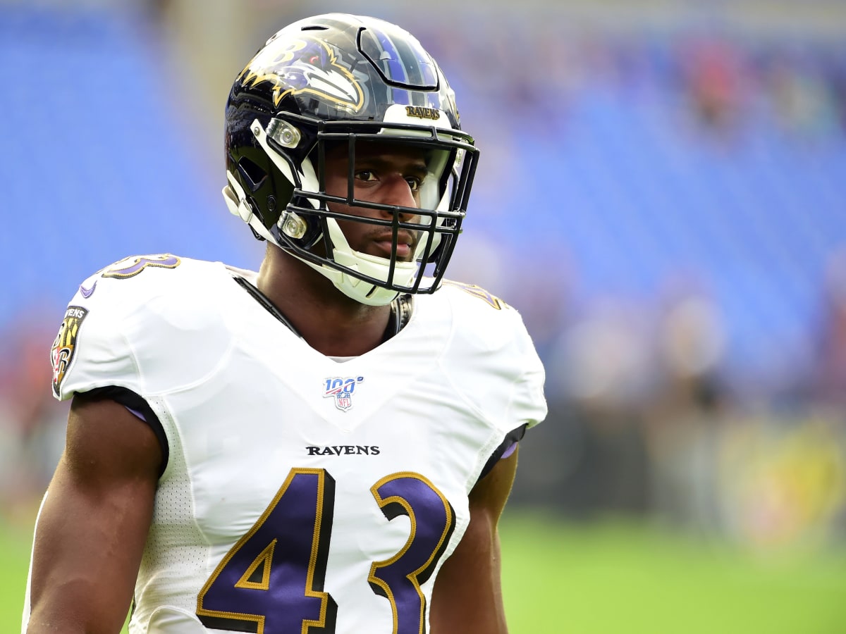 Ravens' J.K. Dobbins did not participate in mandatory minicamp due to  contract situation, per report 