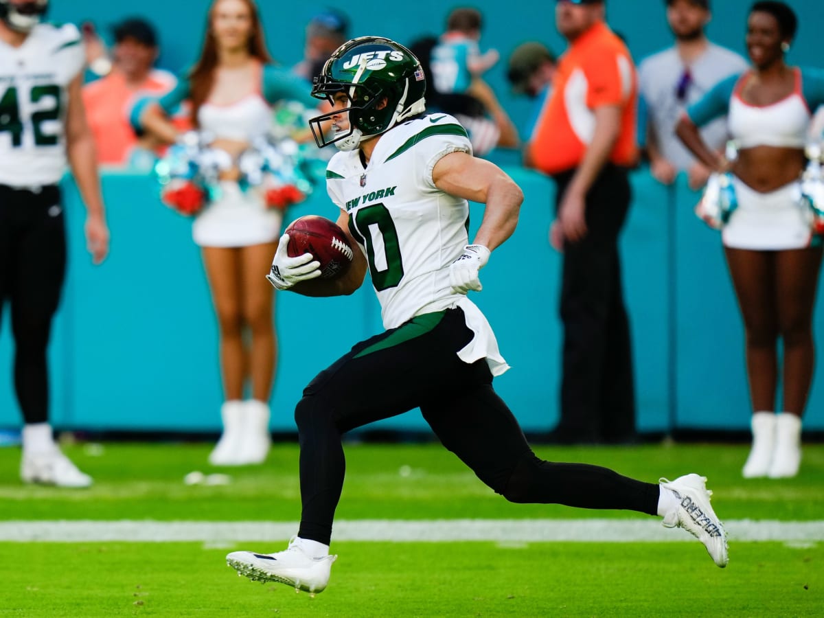 Miami Dolphins wide receiver Braxton Berrios (0) prior to an NFL preseason  football game against the Houston Texans Saturday, Aug. 19, 2023, in  Houston. (AP Photo/Eric Gay Stock Photo - Alamy