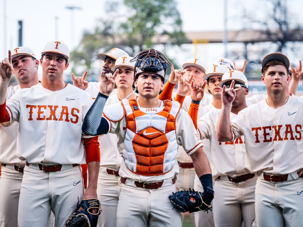 BASEBALL: Texas beats Kansas State to extend winning streak to seven