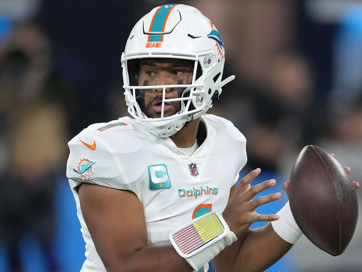 Miami Dolphins pick up Tua Tagovailoa's 5th-year option