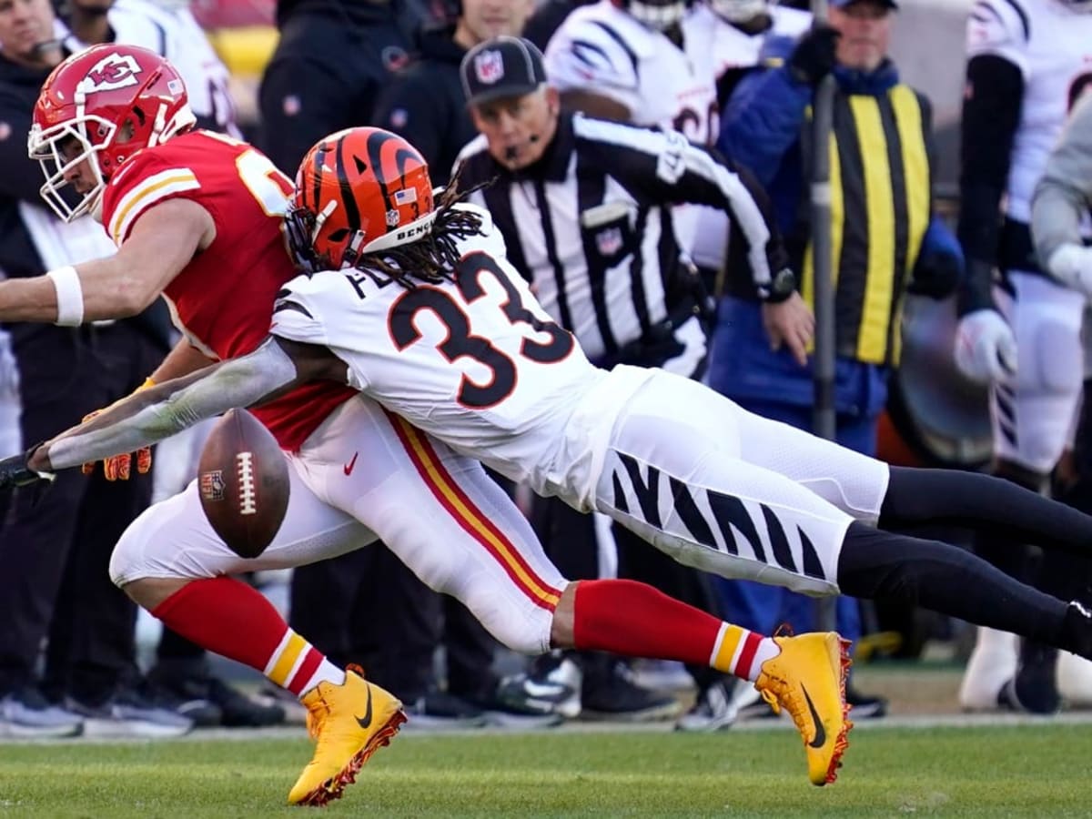 Cincinnati Bengals cornerback Tre Flowers (33) celebrates during