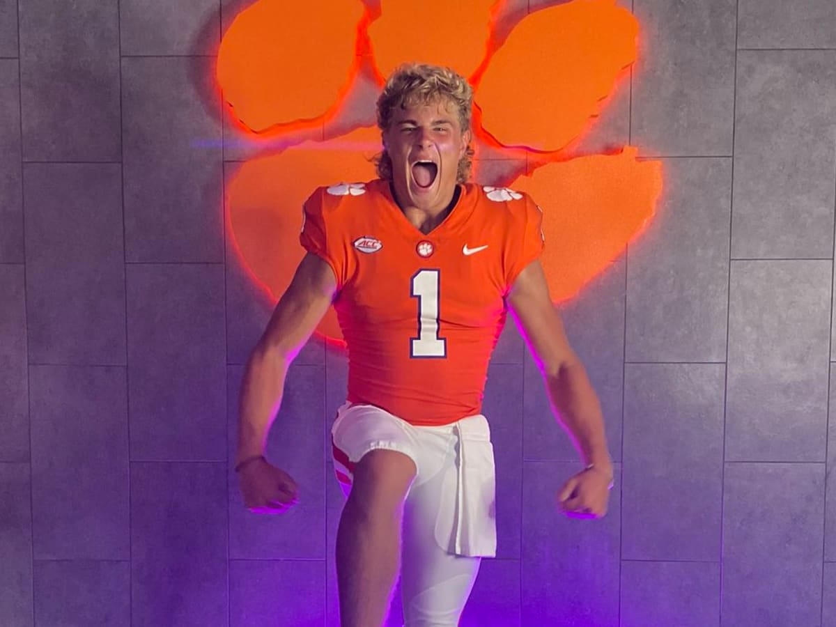 High school football: Top 10 prospect Sammy Brown commits to Clemson