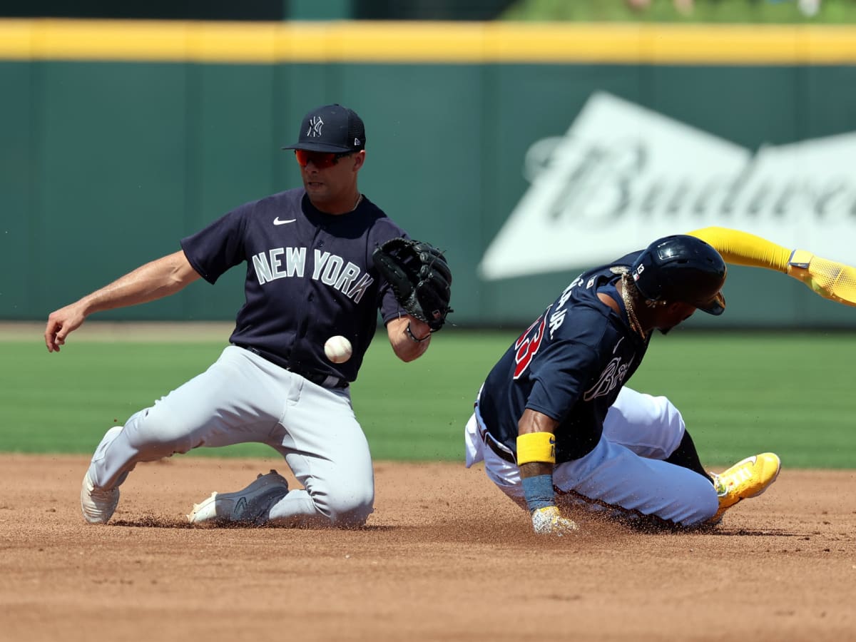 RUMOR: Yankees-Dodgers discussing Isiah Kiner-Falefa trade