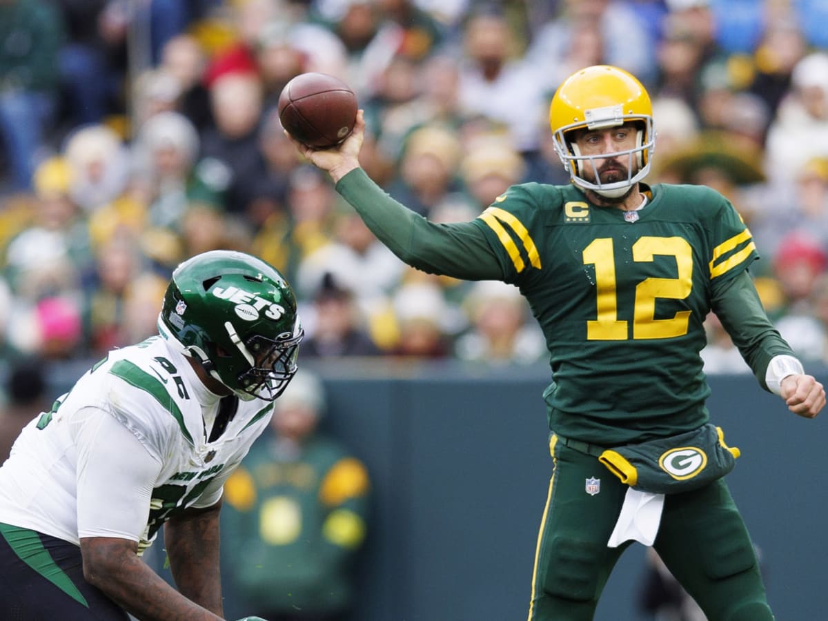 Packers don't necessarily need 1st round pick for Aaron Rodgers, says GM