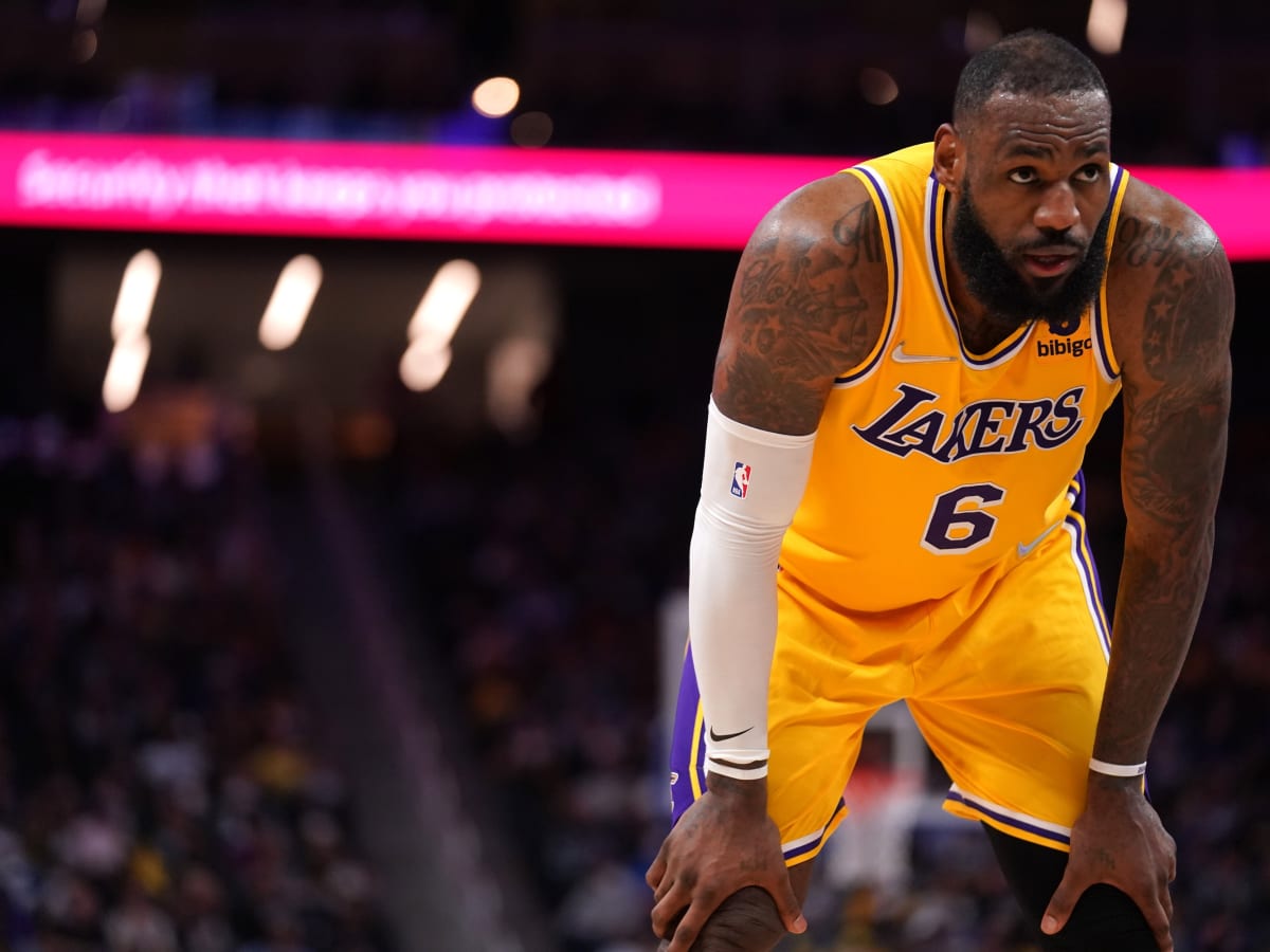 BREAKING: LeBron James' Status For Warriors-Lakers Game - Fastbreak on  FanNation