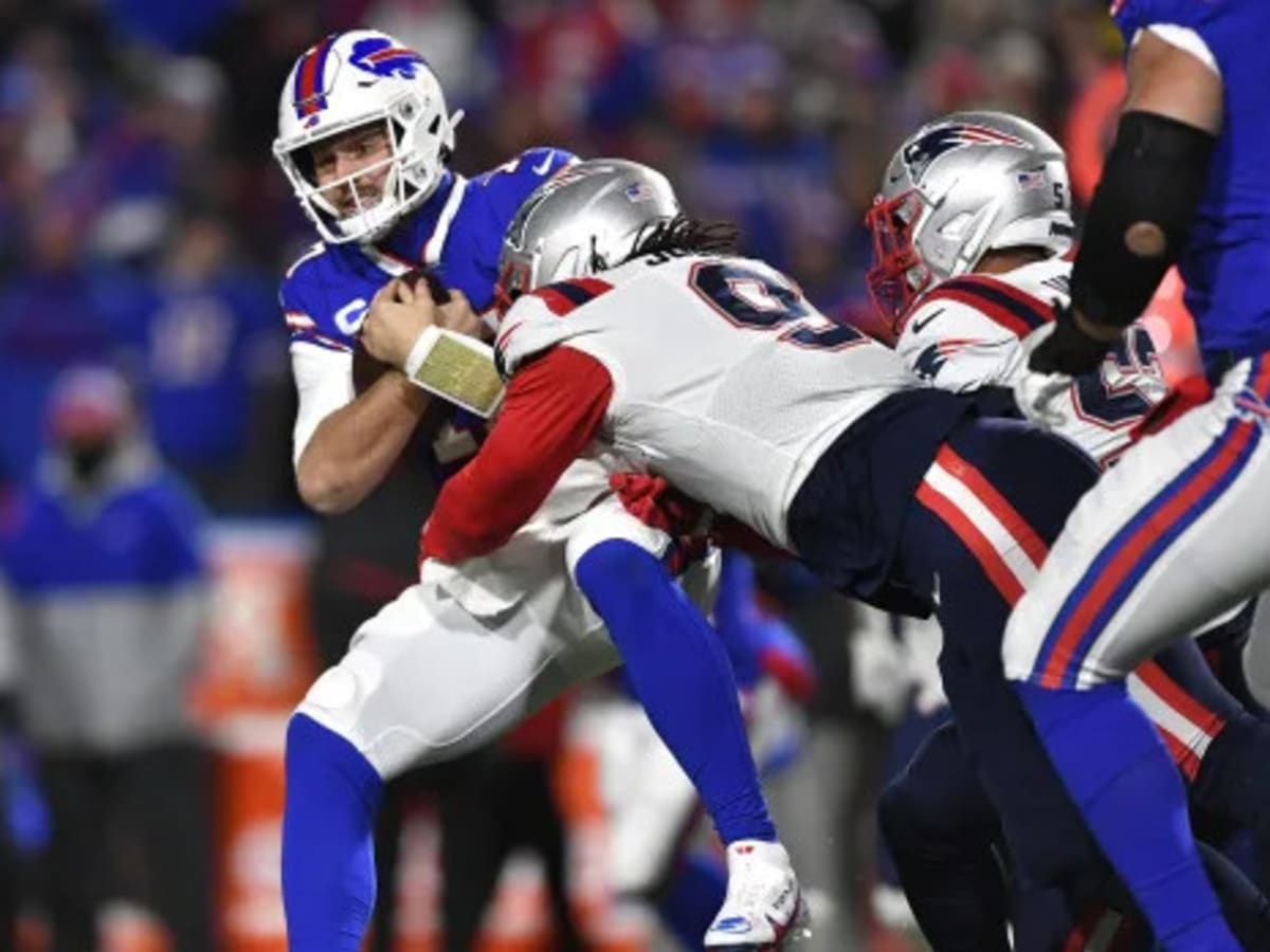 Bills-Dolphins Notebook: Tyreek Silenced, Allen & Diggs Dazzle