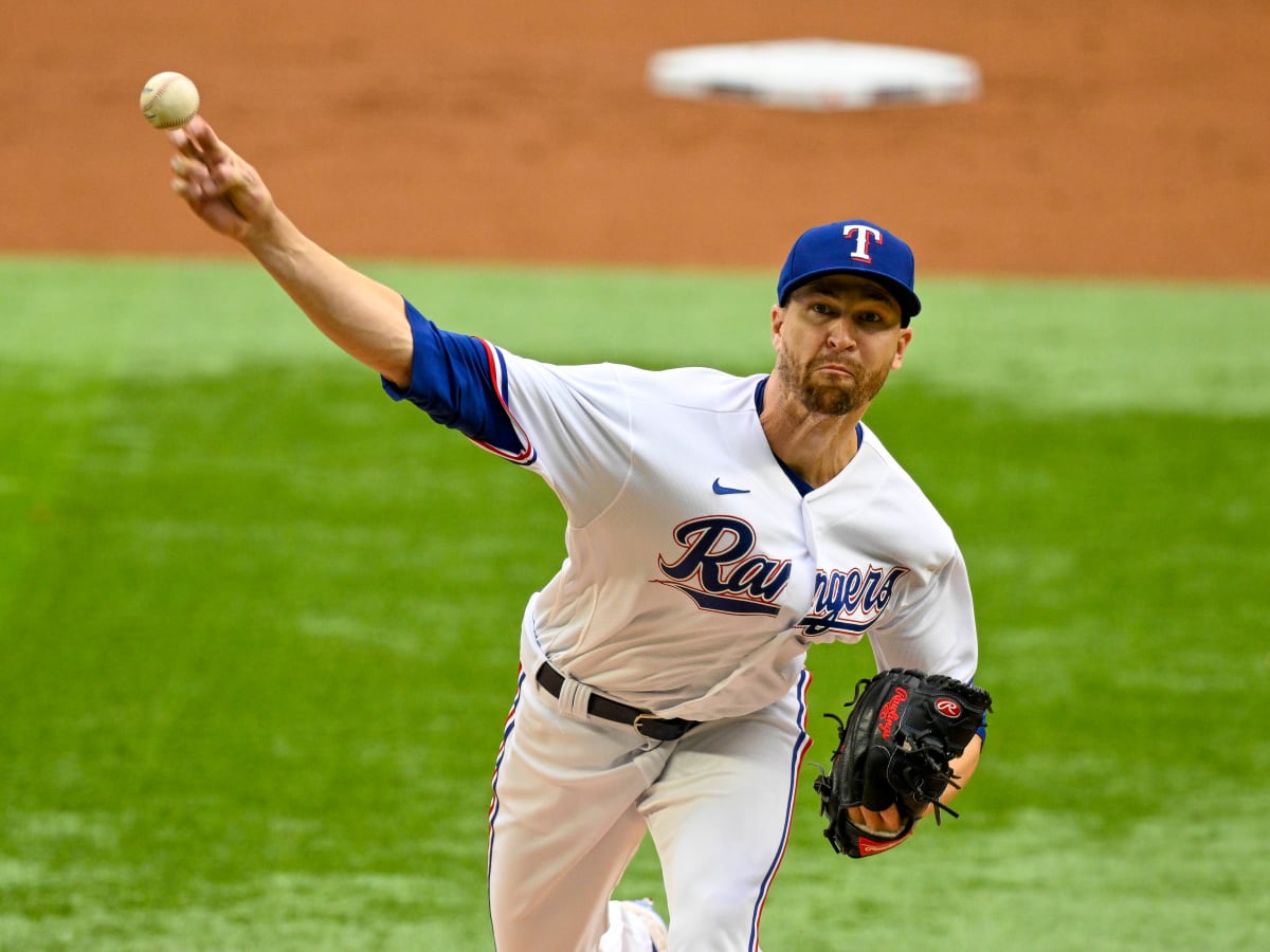 Rangers SP Jacob deGrom Bounces Back From Injury Scare - Stadium