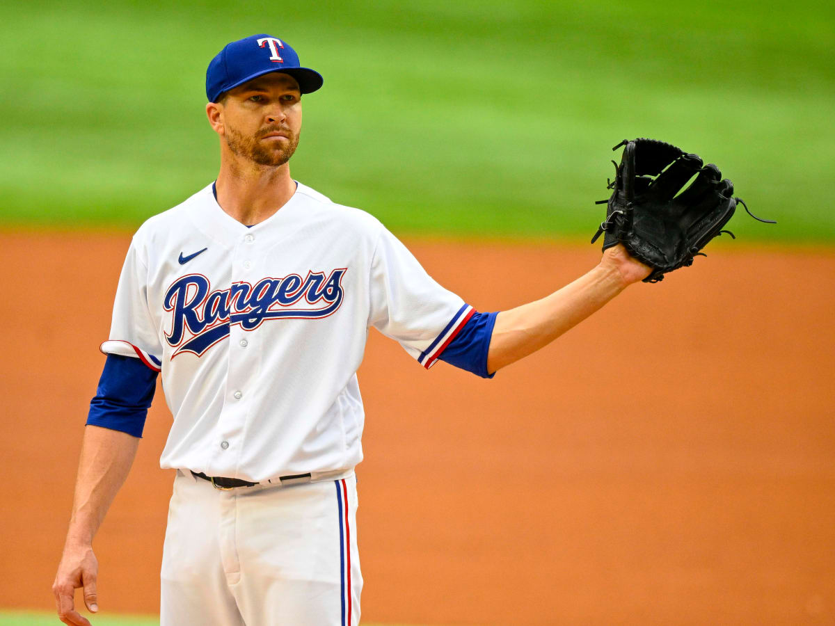 Rangers' Jacob deGrom bombed on by fans online after poor debut