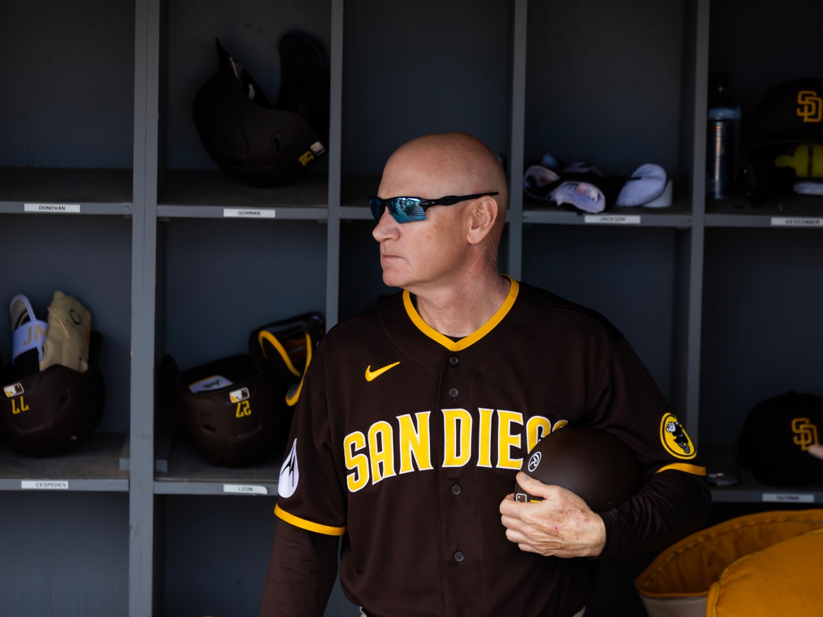 Padres 3rd base coach, former Giant Matt Williams has colon cancer, surgery  Friday