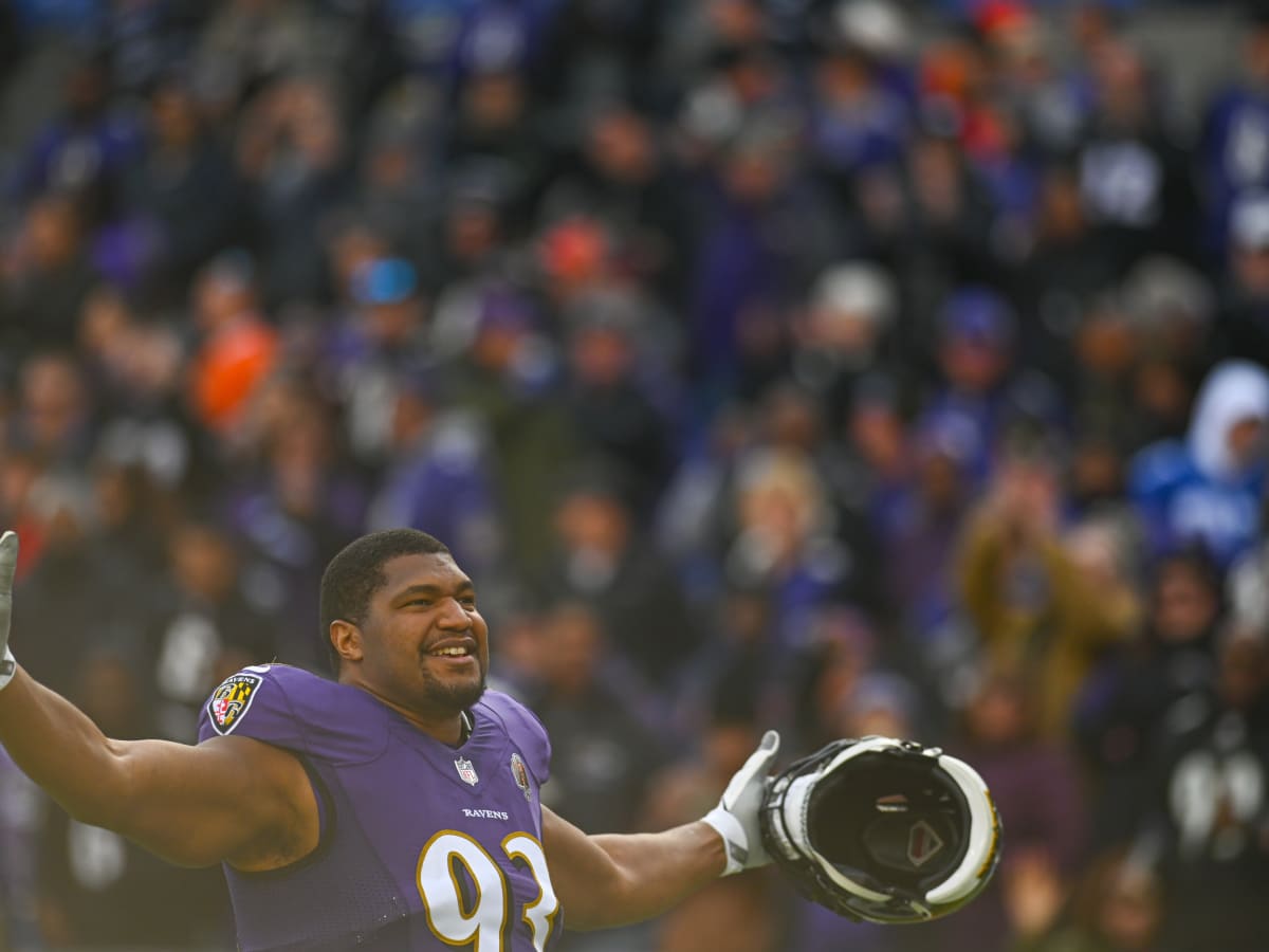 Jaguars reportedly trade DE Calais Campbell to Ravens