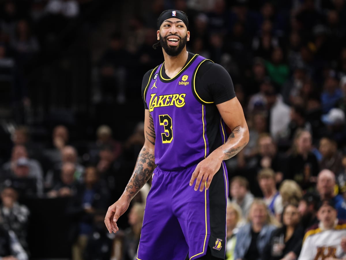 Lakers Notes: New CBA's Impact On LA, Unheralded Frontcourt