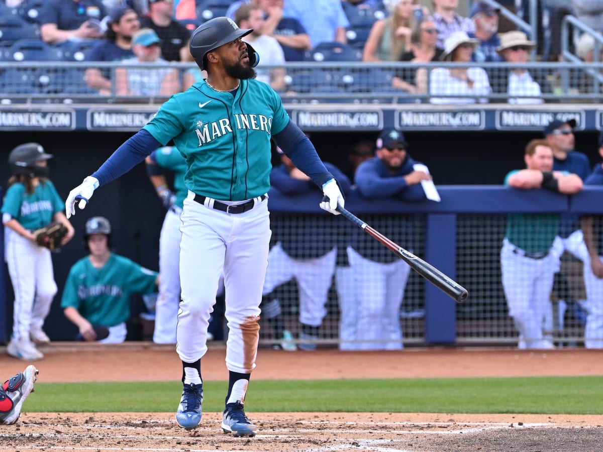 Mariners Highlights: Castillo Makes Unreal Play, Hernández Hits First HRs -  Fastball