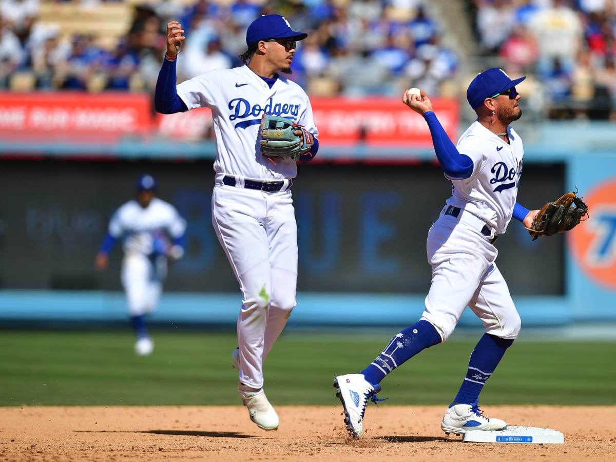 How Miguel Rojas fits into the Dodgers' infield picture - The Athletic