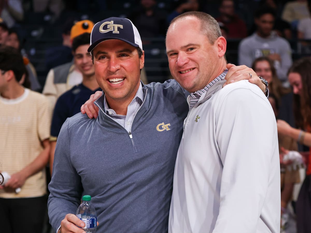 PHOTOS: Mark Teixeira's Jersey Retirement – Athletics — Georgia Tech Yellow  Jackets