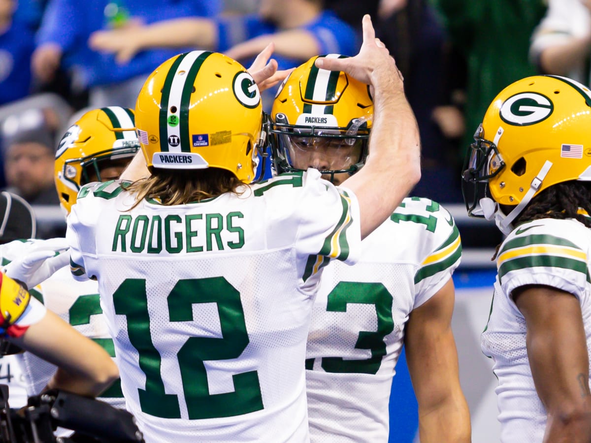 He wants to reunite” - Fans predict Aaron Rodgers teaming up with