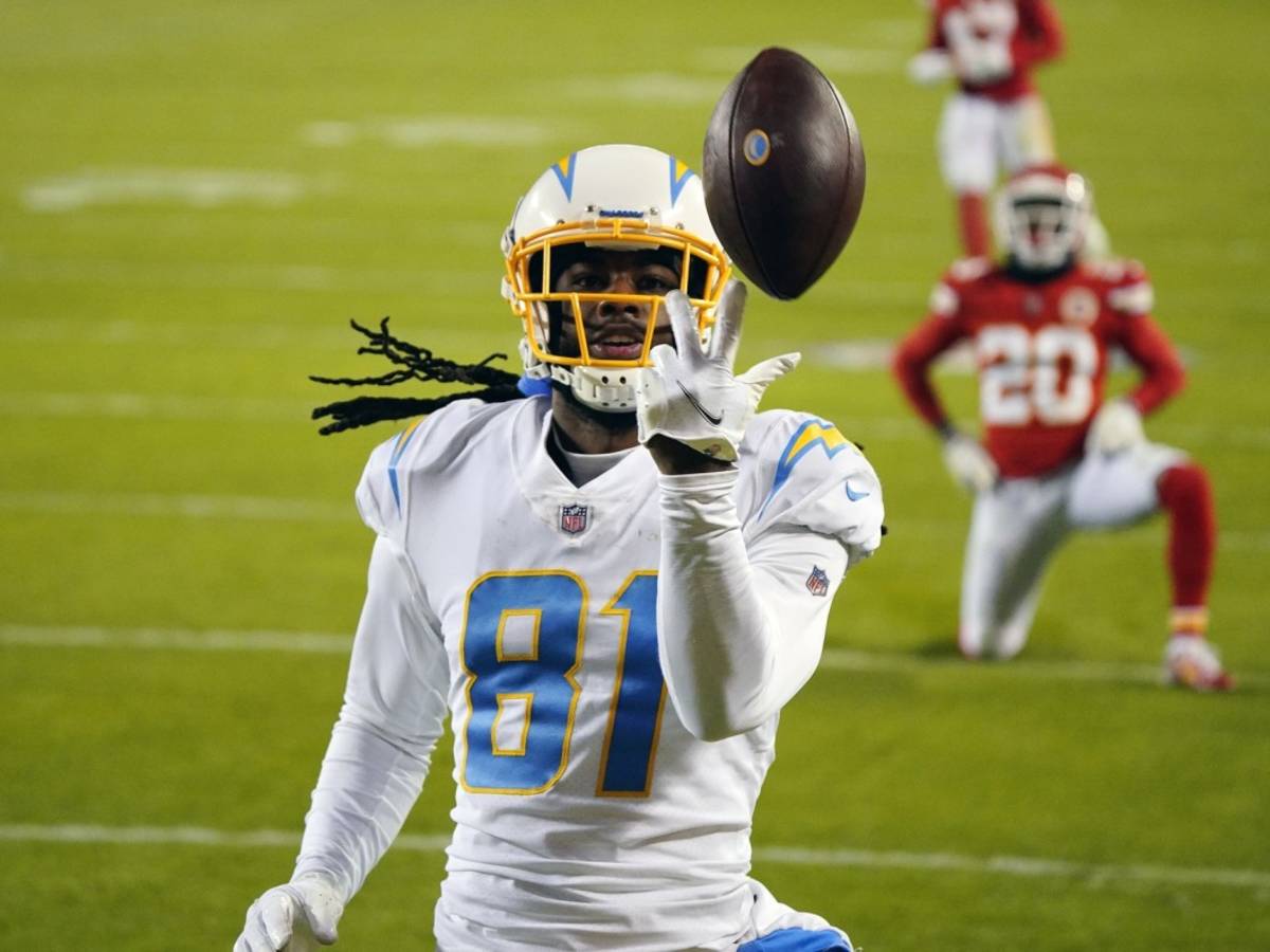 Chargers WR Mike Williams was Very Close to Switching Jersey