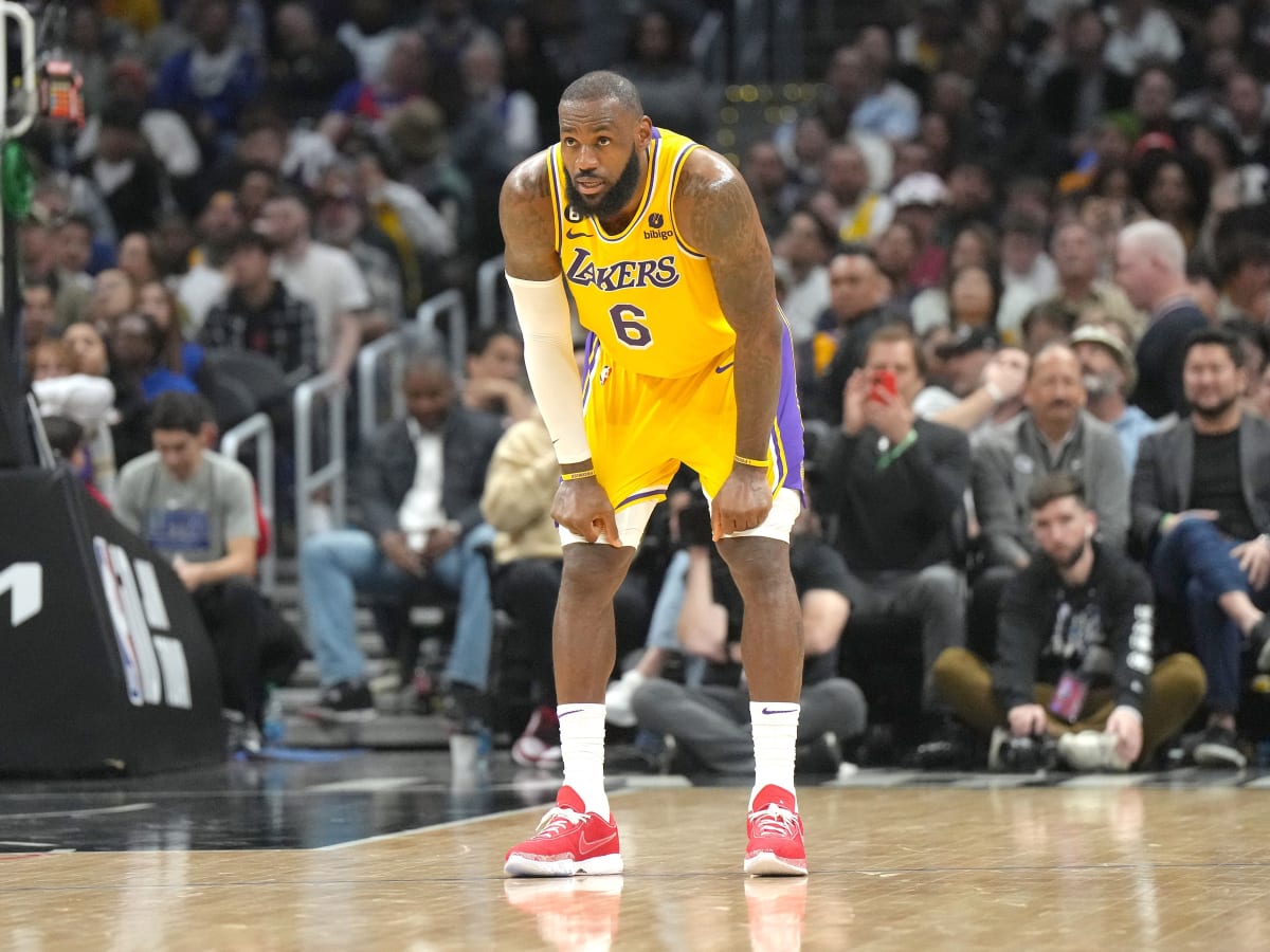 Lakers star LeBron James makes strong statement about possible