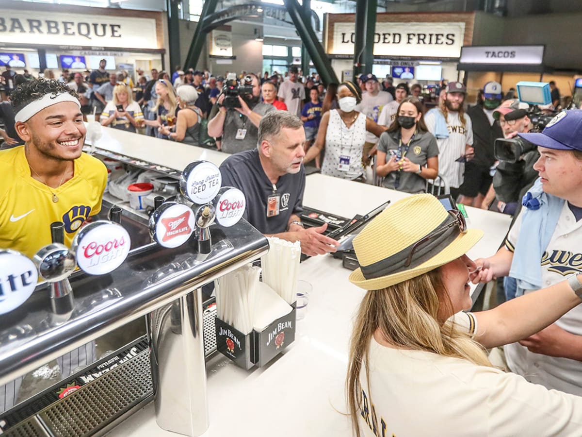 Brewers loosen drink carry-in policy for Wednesday's game