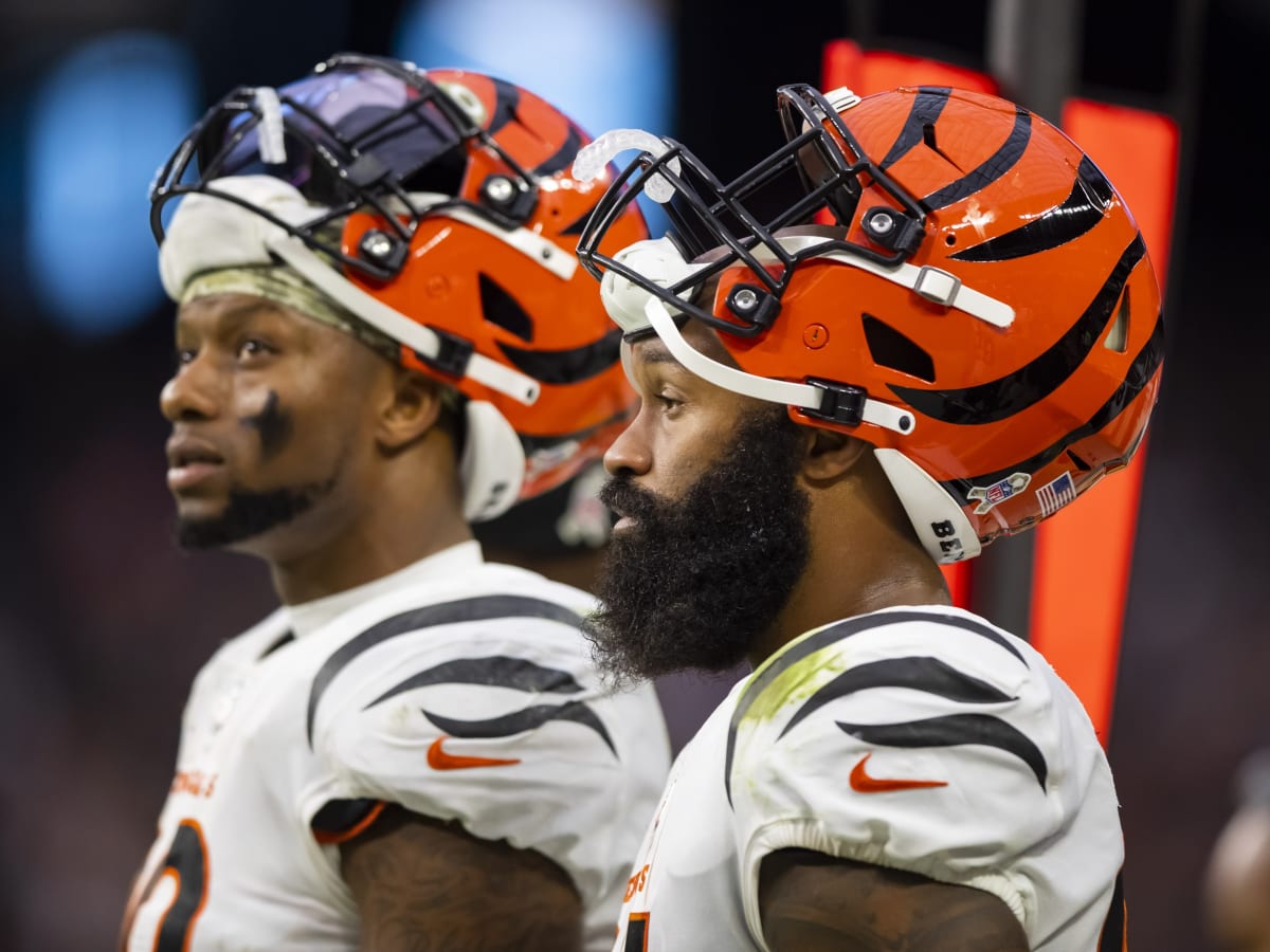 Cincinnati Bengals running back Samaje Perine (34) is seen during an NFL  football game against the Dallas Cowboys, Sunday, Sept. 18, 2022, in  Arlington, Texas. Dallas won 20-17. (AP Photo/Brandon Wade Stock Photo -  Alamy