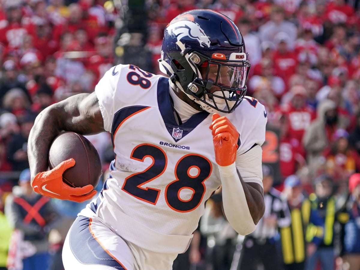 Broncos CB Chris Harris: 80 percent of interceptions start in bed or in a  comfortable chair - Denverite, the Denver site!