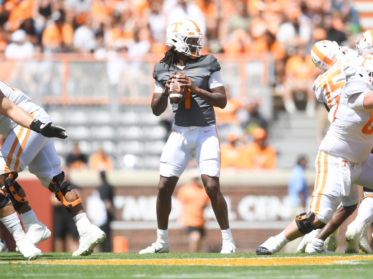 Vols' QB says 'Tennessee is still going to be Tennessee' in Orange Bowl -  Sports Illustrated Clemson Tigers News, Analysis and More