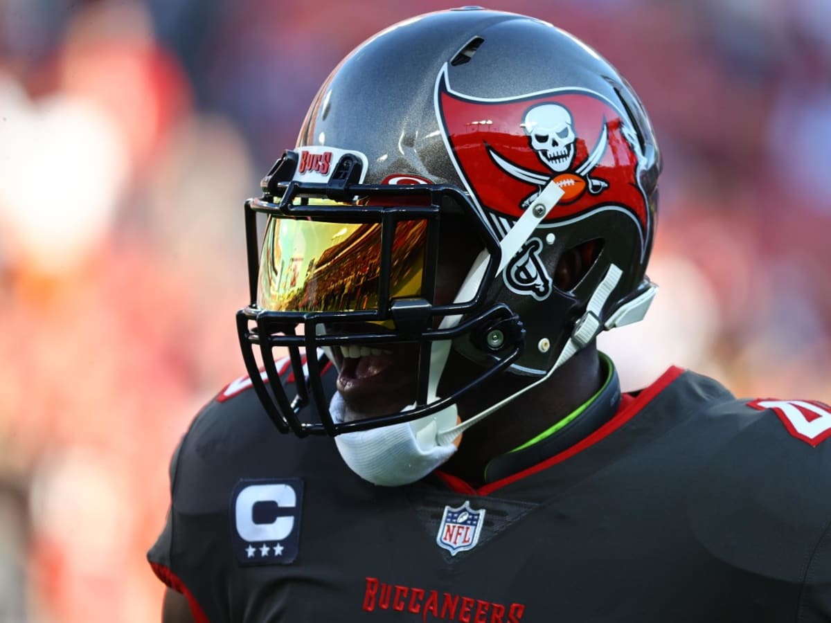 Bucs' Devin White Revisits Offseason Trade Demand After Team's 2–0 Start -  Sports Illustrated