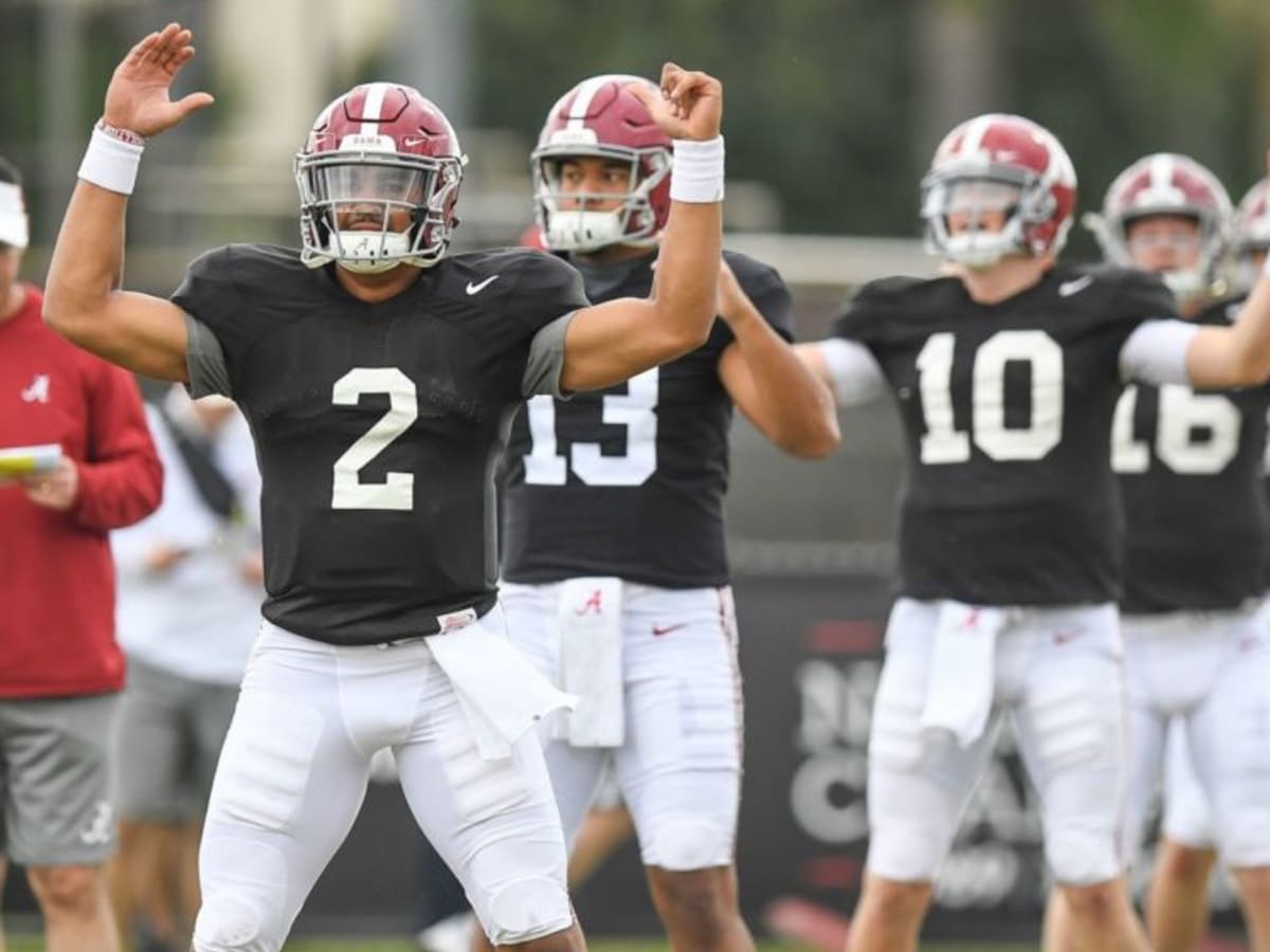 Jalen Hurts on ex-Alabama teammate Mac Jones: 'He had to stay