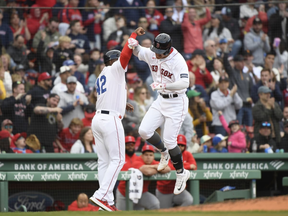 Red Sox claim infielder Yu Chang off waivers from Tampa Bay Rays