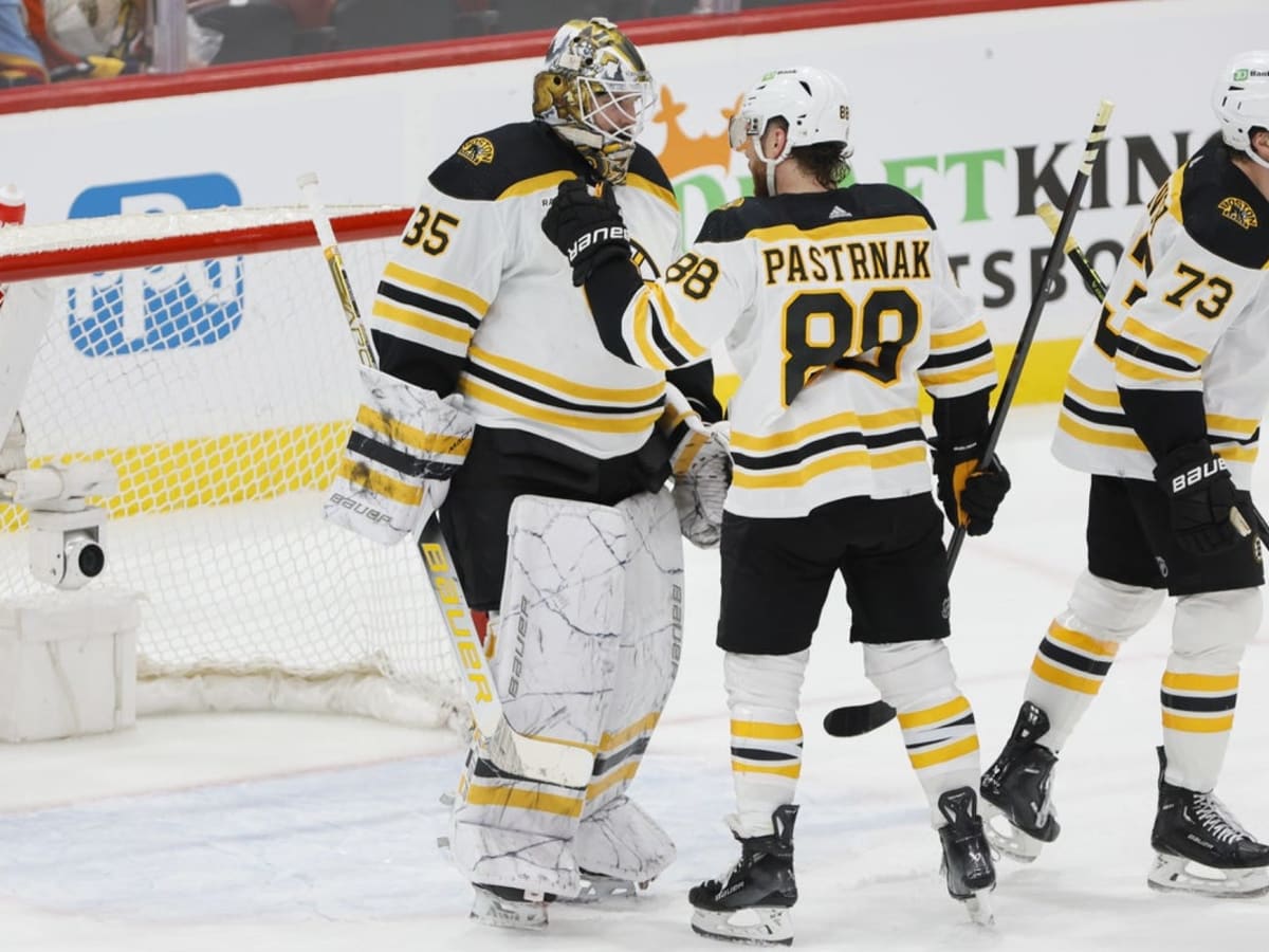 How to Watch the Bruins vs. Panthers Game: Streaming & TV Info - NHL  Playoffs First Round Game 3