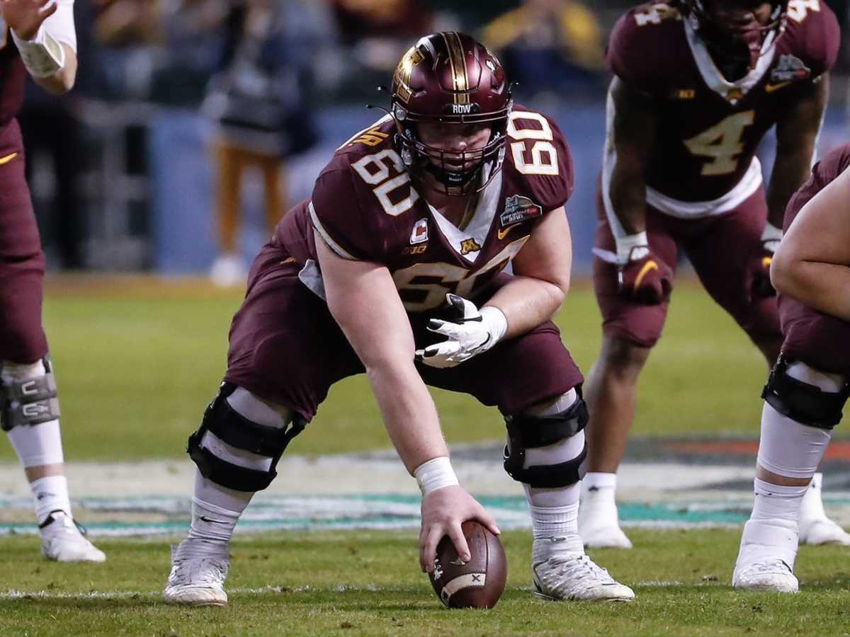 Report: Former Bulldog David Andrews wins starting center job for