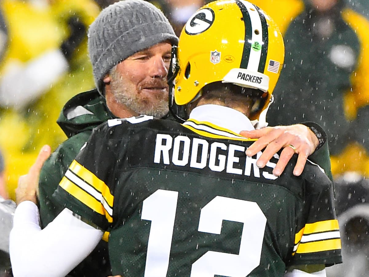 Aaron Rodgers on following same Jets path Brett Favre did