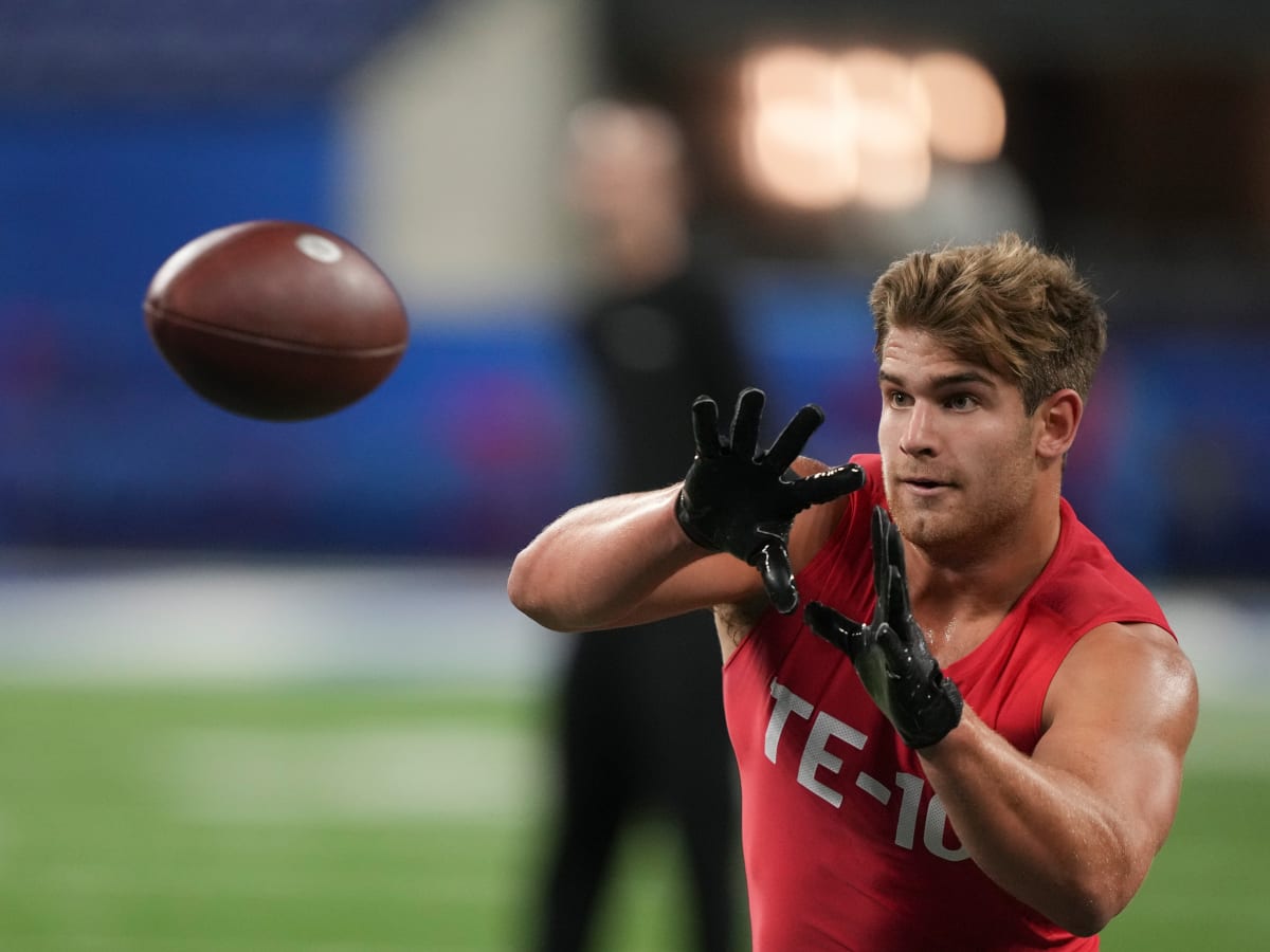 NFL Draft 2023 position prop, Michael Mayer: Daily Best Bets, Sports  Betting